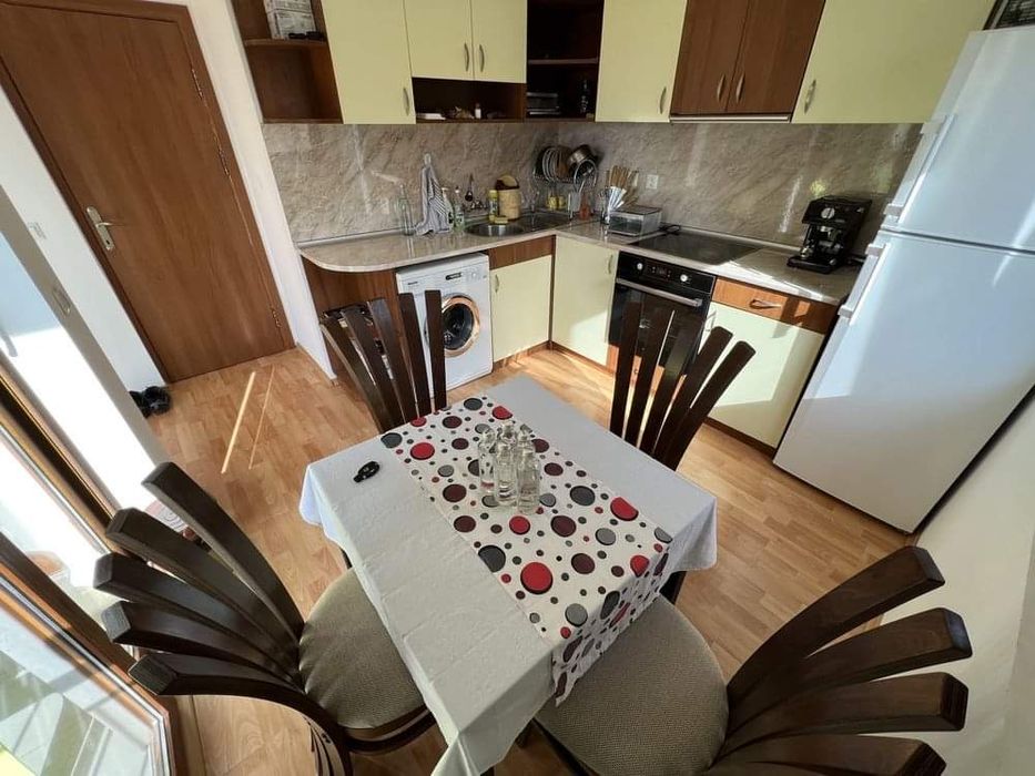 Дава се под наем Двустаен апартамент в Созопол - 57 кв.м за 178.5 € - Снимка #1