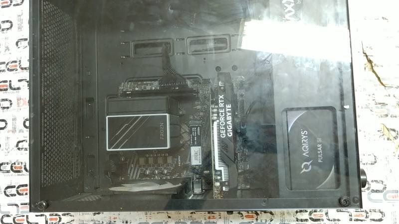 Vând PC gaming ieftin