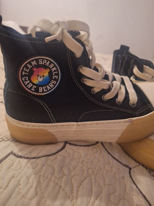 Продам  детский обувь