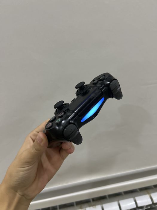 PlayStation 4Slim 1Tb