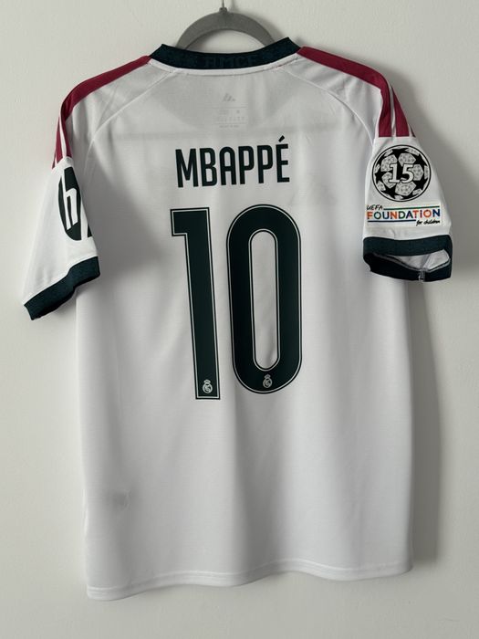 Tricou fotbal Real Madrid 26/27 Mbappe Vini Bellingham