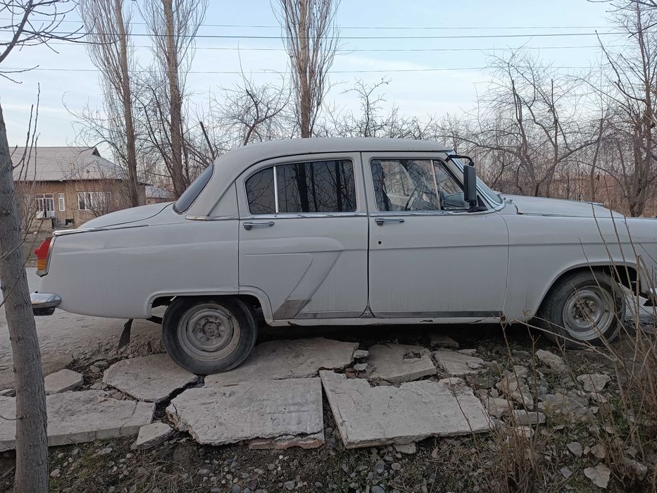 Волга газ 2141 Сотилади