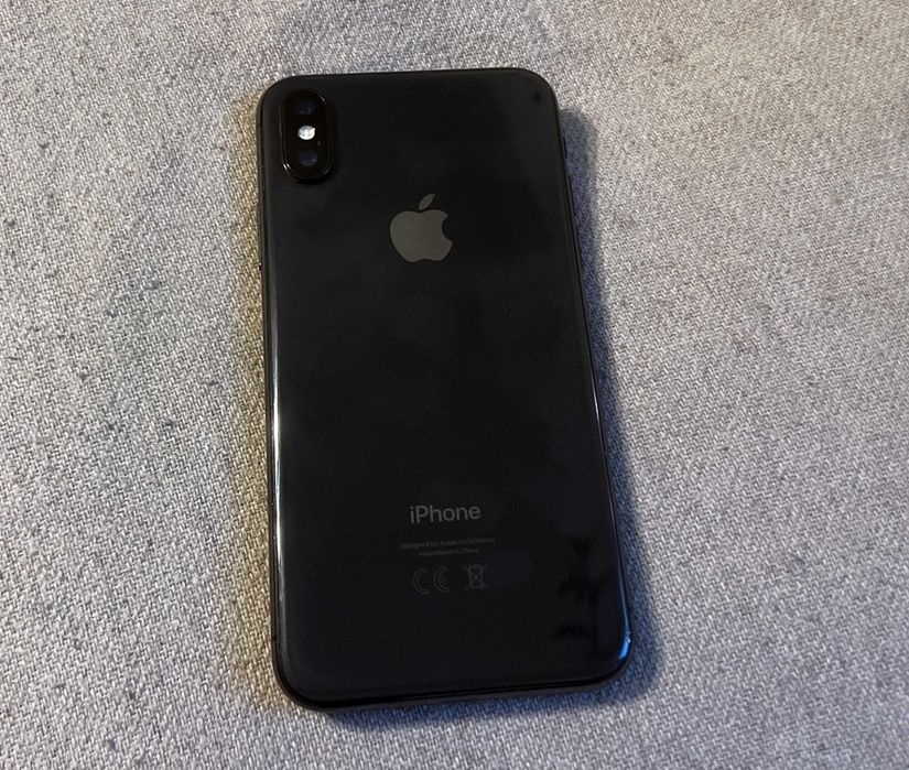 iPhone X 64GB Space Gray A1901 iOS 16.7.15 display spart functional