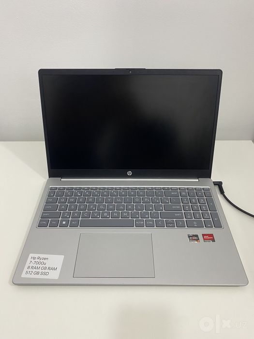 HP laptop Ryzen 7 7730U 8/256