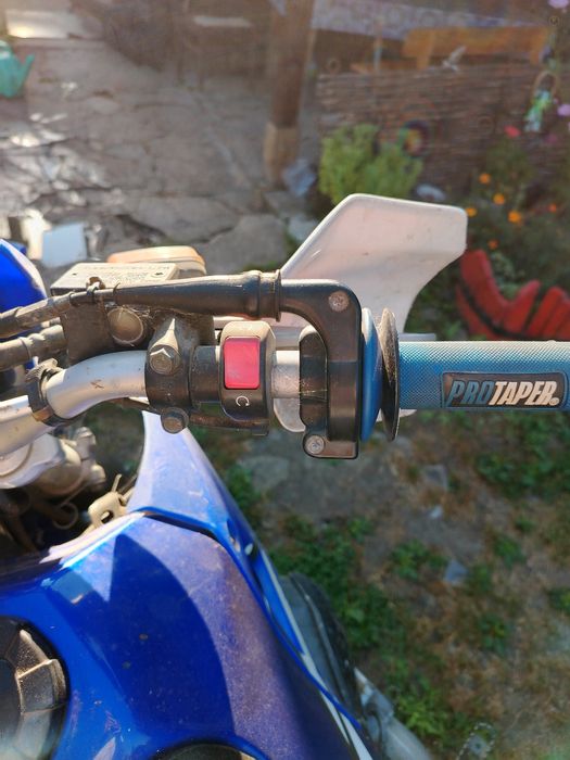 Yamaha dt 125.               .