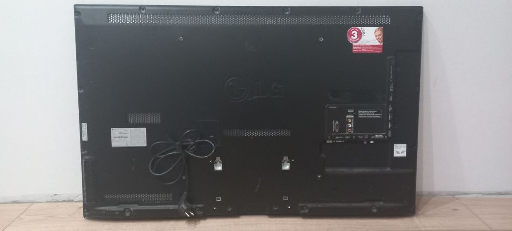 LG 42LW575S, 42" Smart TV, 3D