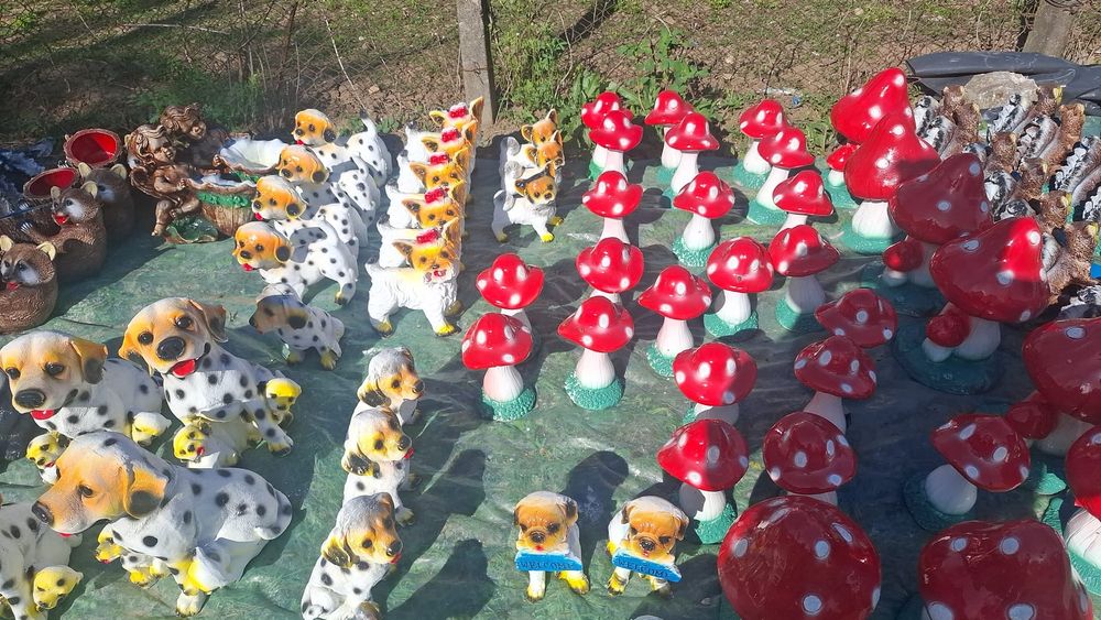 Figurine din ghips pentru grădină – lucrate manual veya Statuete decorative din ghips, realizate manual
