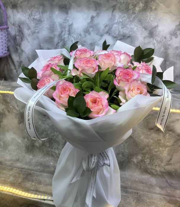 atirgul lola buket gullar skidka tabiy