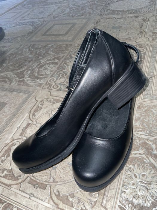 Туфли новые черные