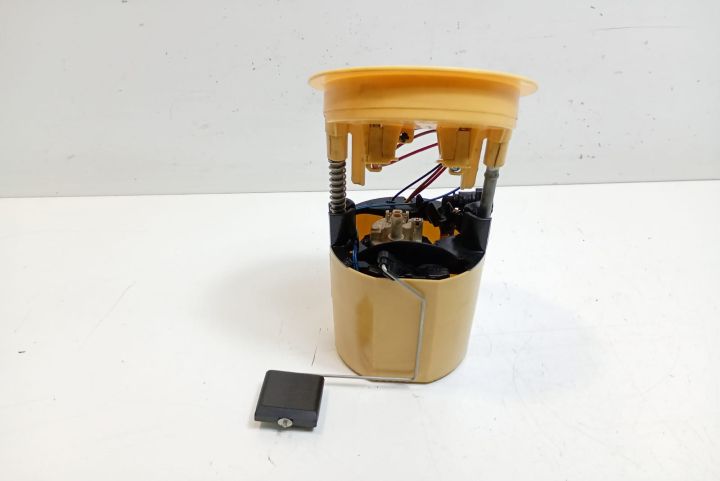 Pompa combustibil 7190943 BMW Seria 3 E90/E91/E92/E93