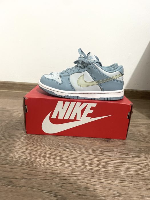 Nike dunk low marimea 35,5