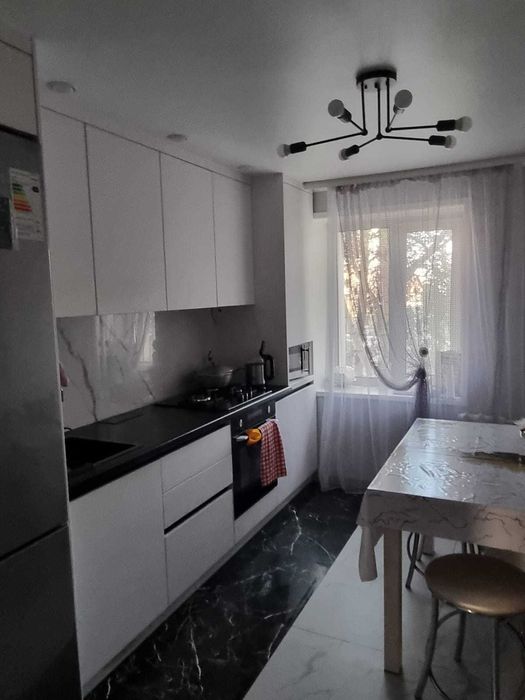 Продам 3 ком квартиру новой планировки на гор, отделе