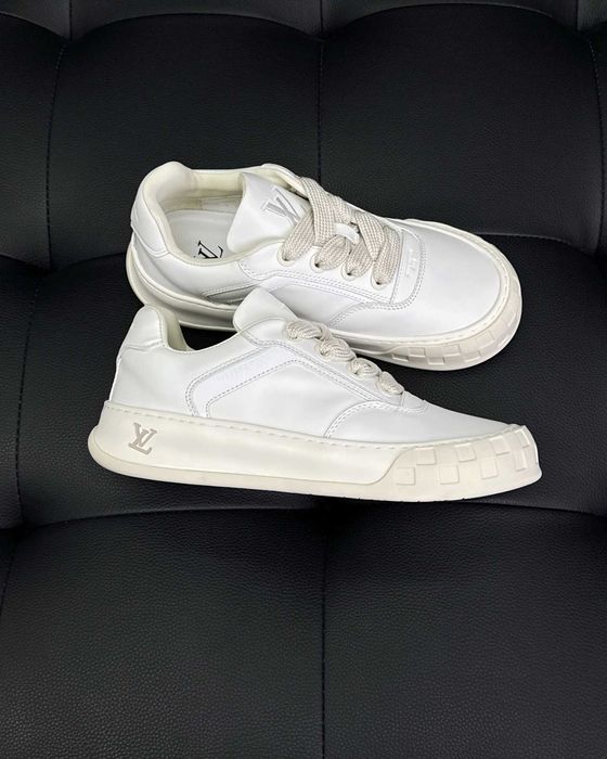 Adidasi Louis Vuitton Tilted Premium