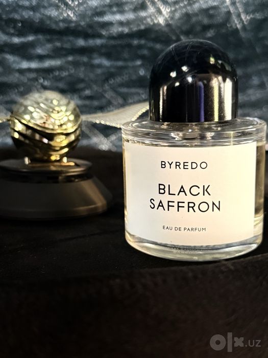 Продаются духи Black saffron