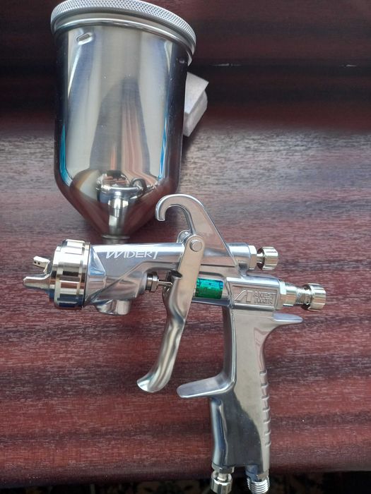 vand pistol vopsit iwata original
