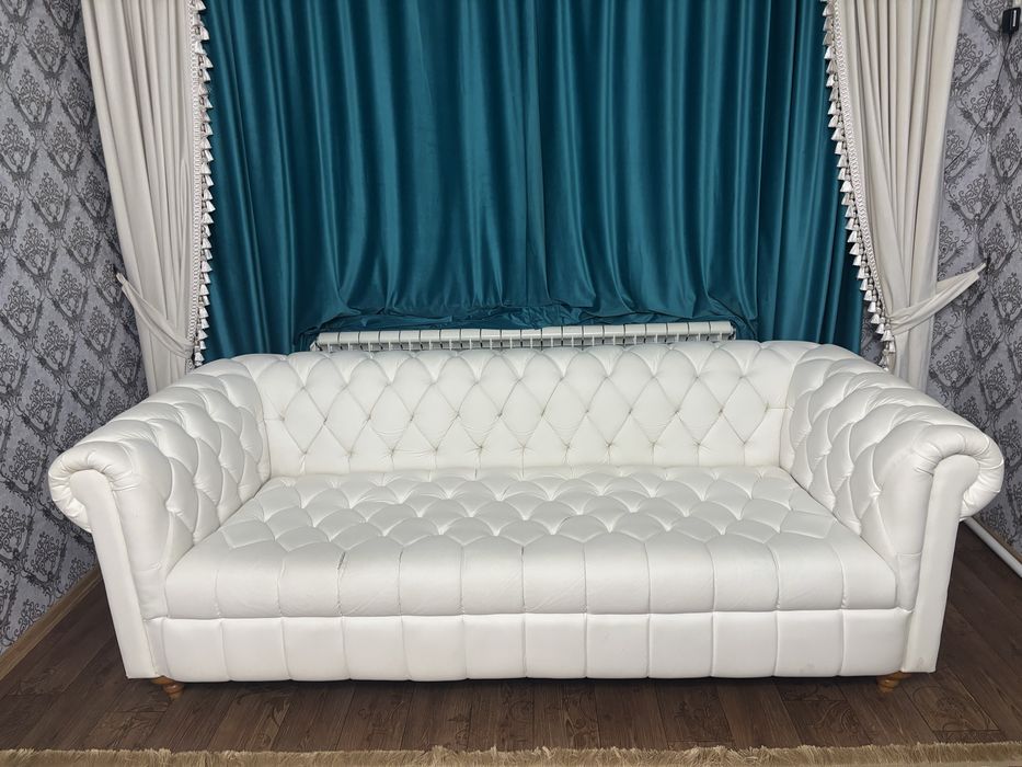 Продам кожанный диван!