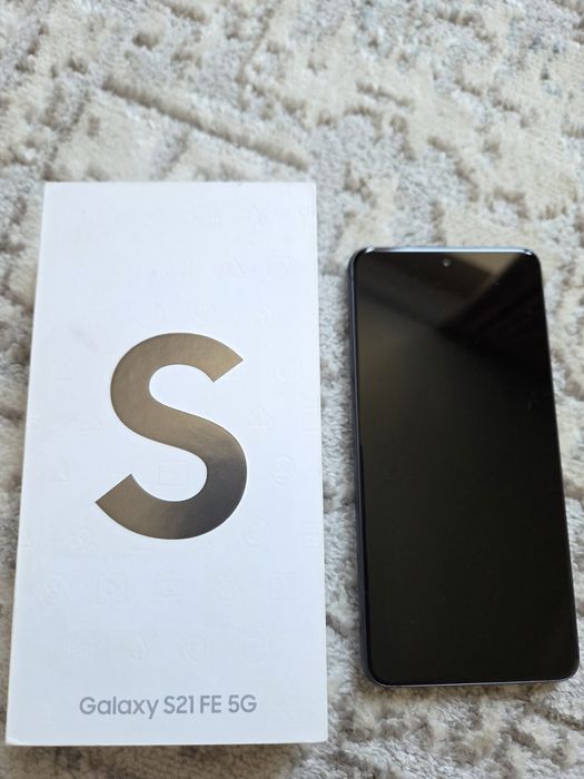 Стекло на Samsung Galaxy S21 FE