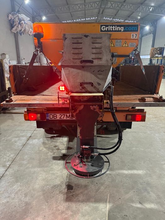 Volkswagen LT - Autospeciala de deszapezire (Lama+Sararita)