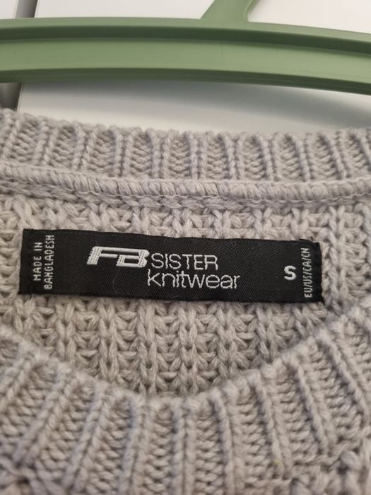 Дамски сив пуловер