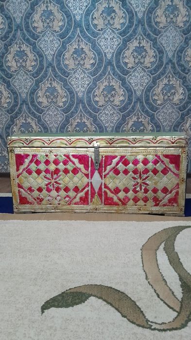 Срочно сандик сотилади. Срочно продаётся  сундук