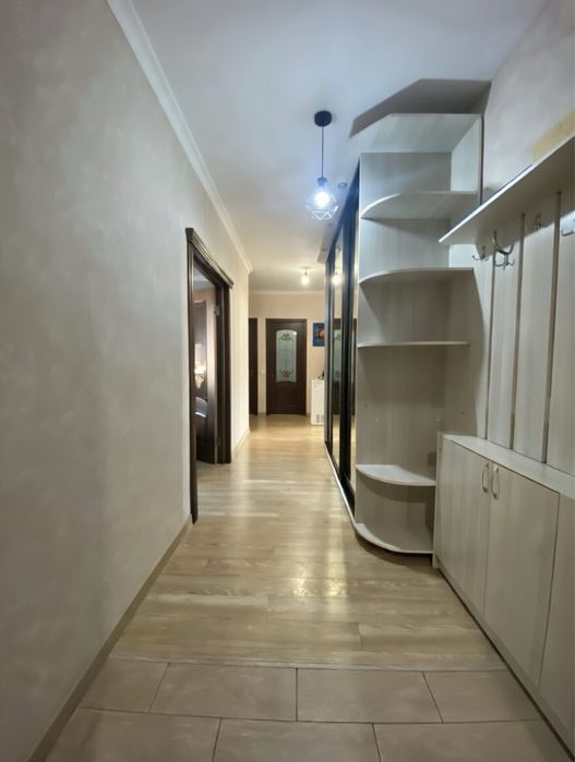 Продам 2-х комн квартиру в 5 мкр