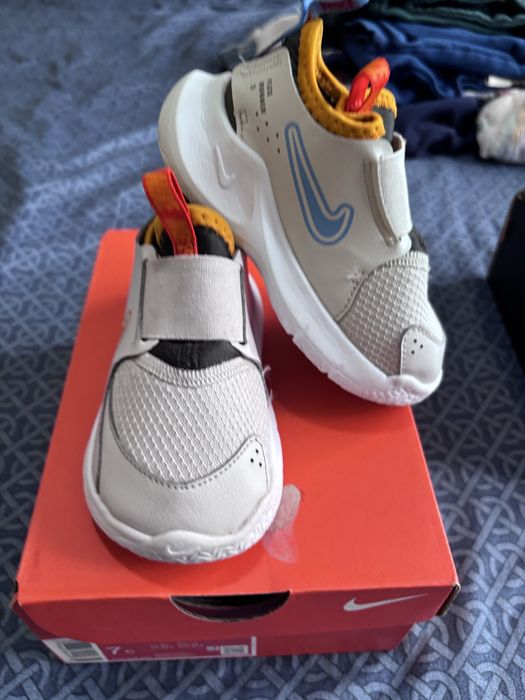 Маратонки Nike Flex runner