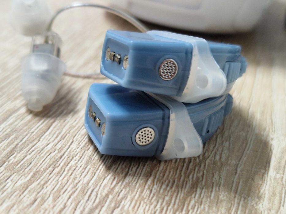 Aparat auditiv/aparate auditive BTE RIC/ Reincarcabile/ Profund-Severa