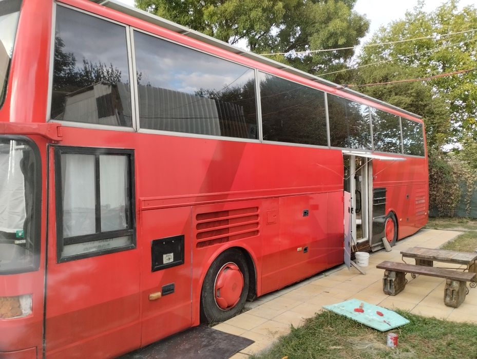 Предлагам Автобус -жилище за снимки ,  клипове филми  и др.