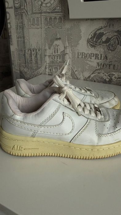 Продам оригинальные кроссовки "Air Force 1"