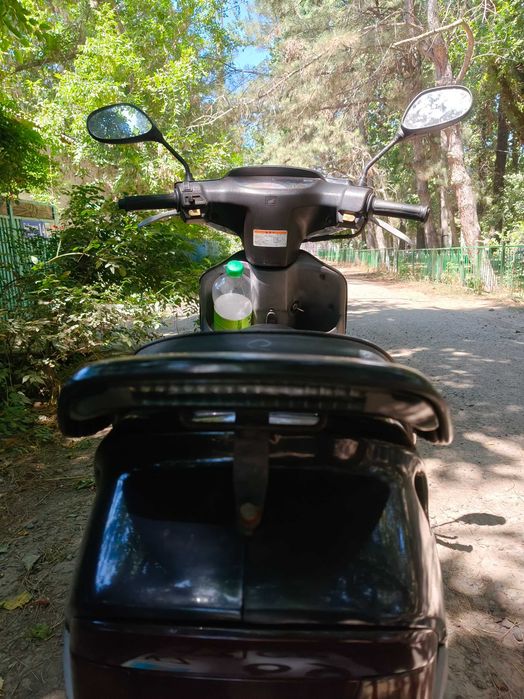 Скутер Honda dio Zx