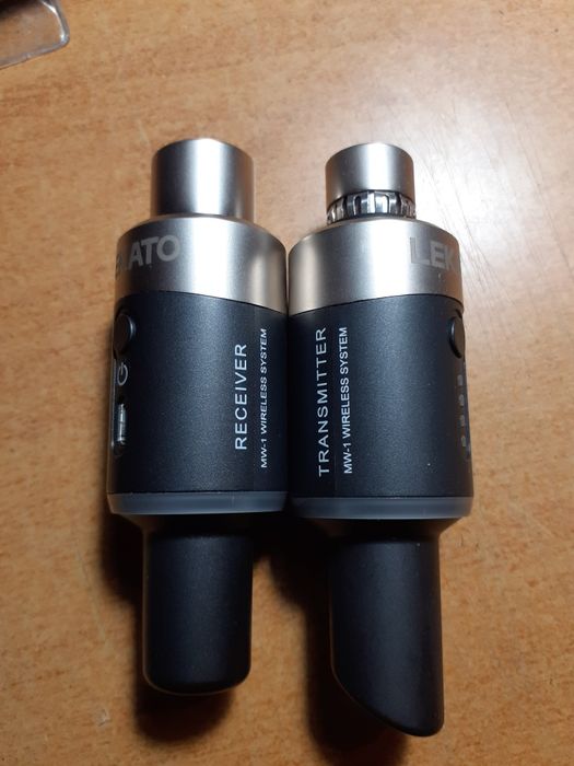 Безжична система Lekato MW-1 за микрофон.