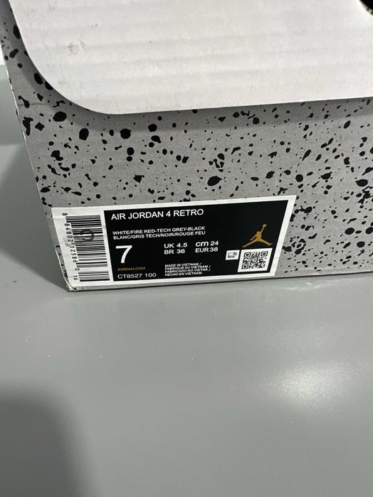 Air Jordan 4 Retro White Oreo, marimea 38