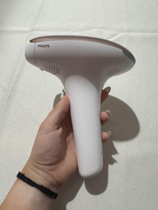 Фотоепилатор IPL Philips Lumea Advanced SC1997/00