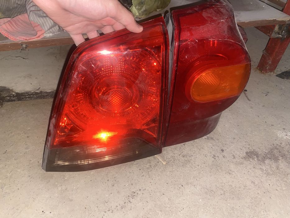 Продам задние фонари от toyota land cruiser 200