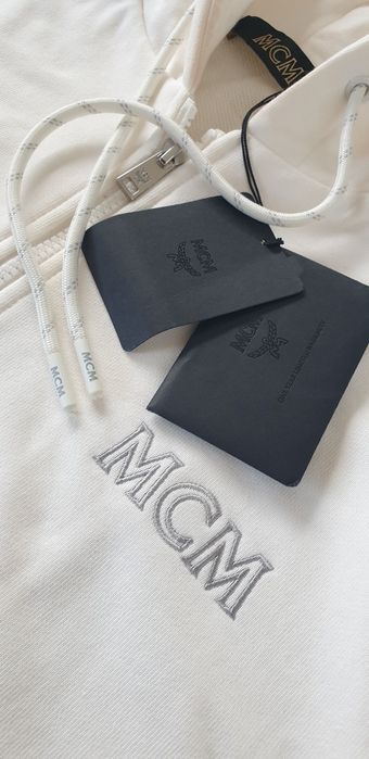 MCM Hoodie Essentials Logo Zip Up  М НОВО! ОРИГИНАЛ! Суичер с цял Цип!