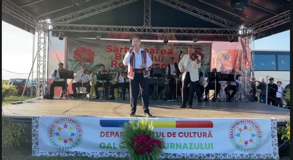 Scena pt concerte cu sonorizare si lumini.Preturi NEGOCIABILE