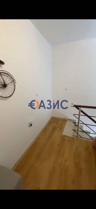 Продава се Тристаен апартамент в к.к. Слънчев бряг - 75 кв.м за 1227 €/кв.м - Снимка #4