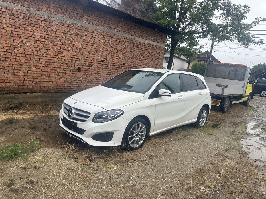 MERCEDES B200 An 2018