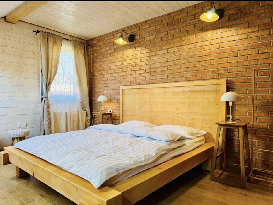 Cabana cu ciubar Casa Craiului Zarnesti