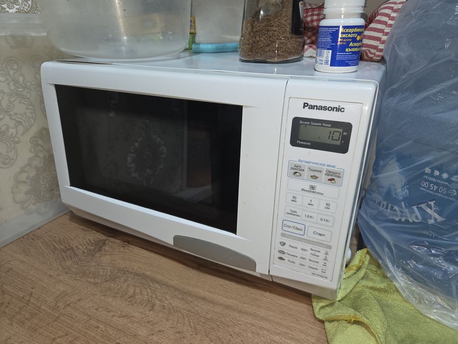 Микроволновая печь.