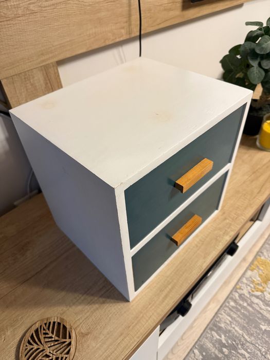 Comodă mică cu 2 sertare, stare bună, 29x35x35 cm