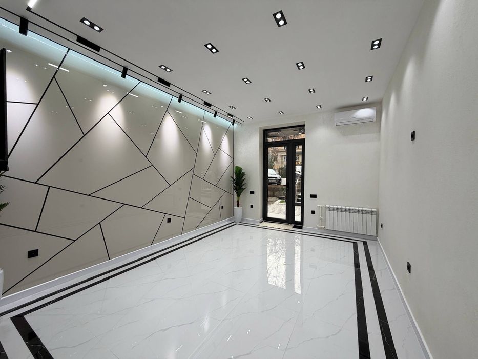 Breadly | Старт - Продается нежилое помещение вдоль дороги 55м2