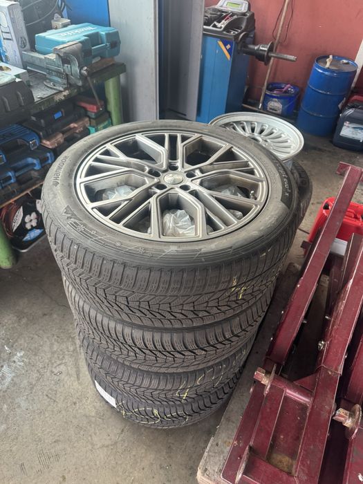 Джанти със зимни гуми 255/50/20 Audi Q5 / Q7 / Q8 e-tron