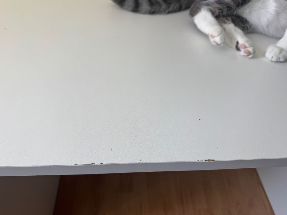 Birou Ikea MALM - Stare bună