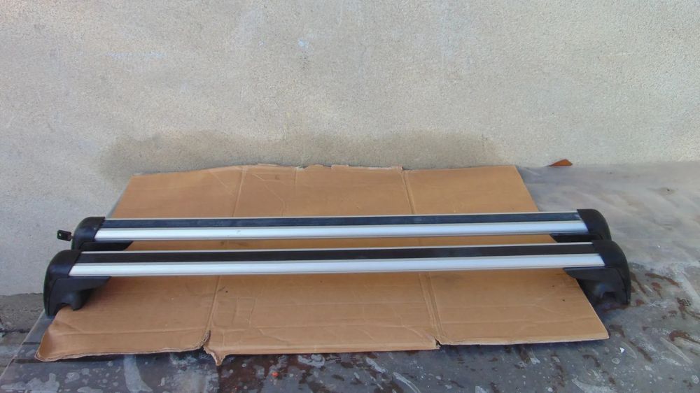 Bari transversale portbagaj BMW Seria 3  E87,E90,E91 an 2008-2011 cod 82712149541
