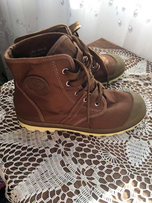 Кецове кафяви нови Ν 38