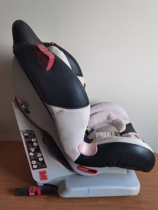 CHIPOLINO Стол за кола 9-25 кг. РАЛИ ISOFIX КРЕМ STKRA0152CRChipolino