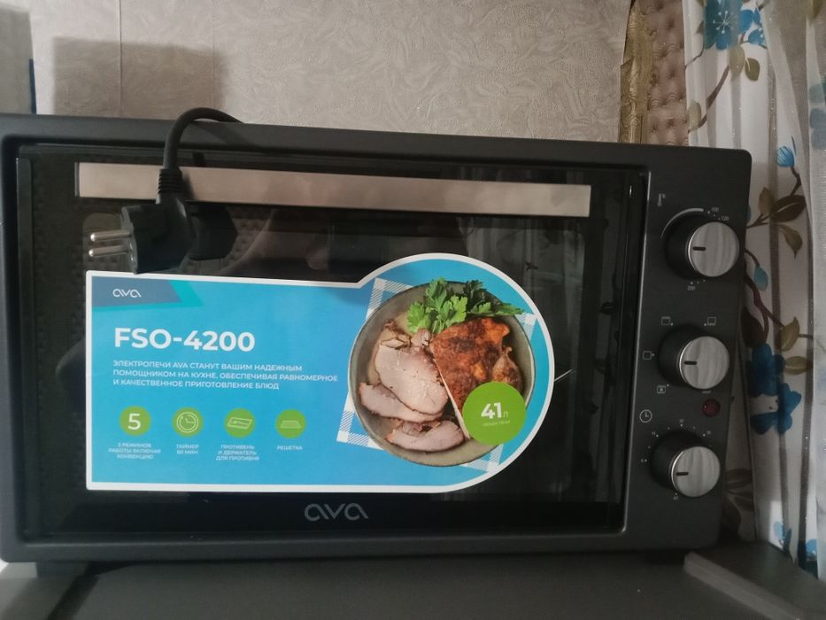 Продам электрическую духовку