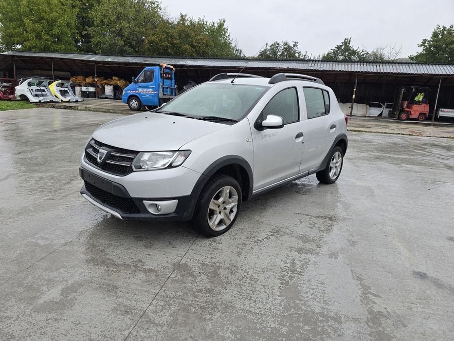 Dezmembrari Piese Sandero stepway 0.9 tce 2015