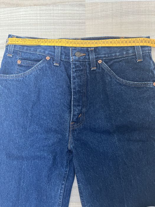 Blugi Levi’s noi